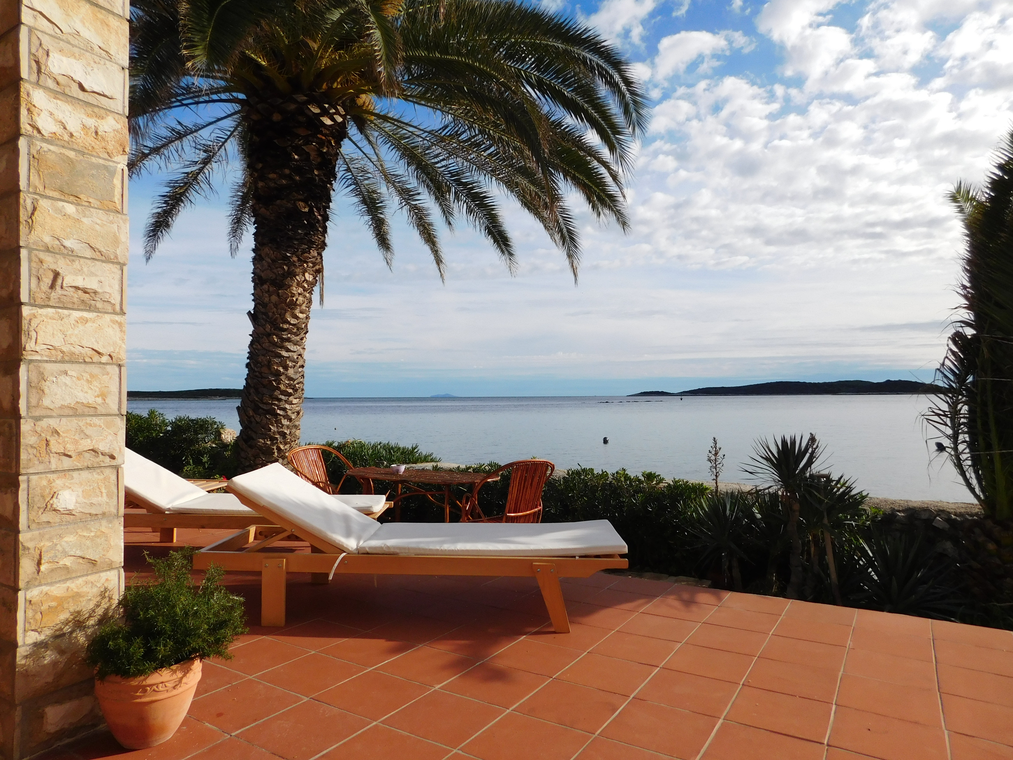 Three bedroom house near beach Milna, Vis  K
