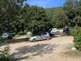 Parking lot Komiža, Vis, Parking lot 8908 - Apartments with pebble beach.