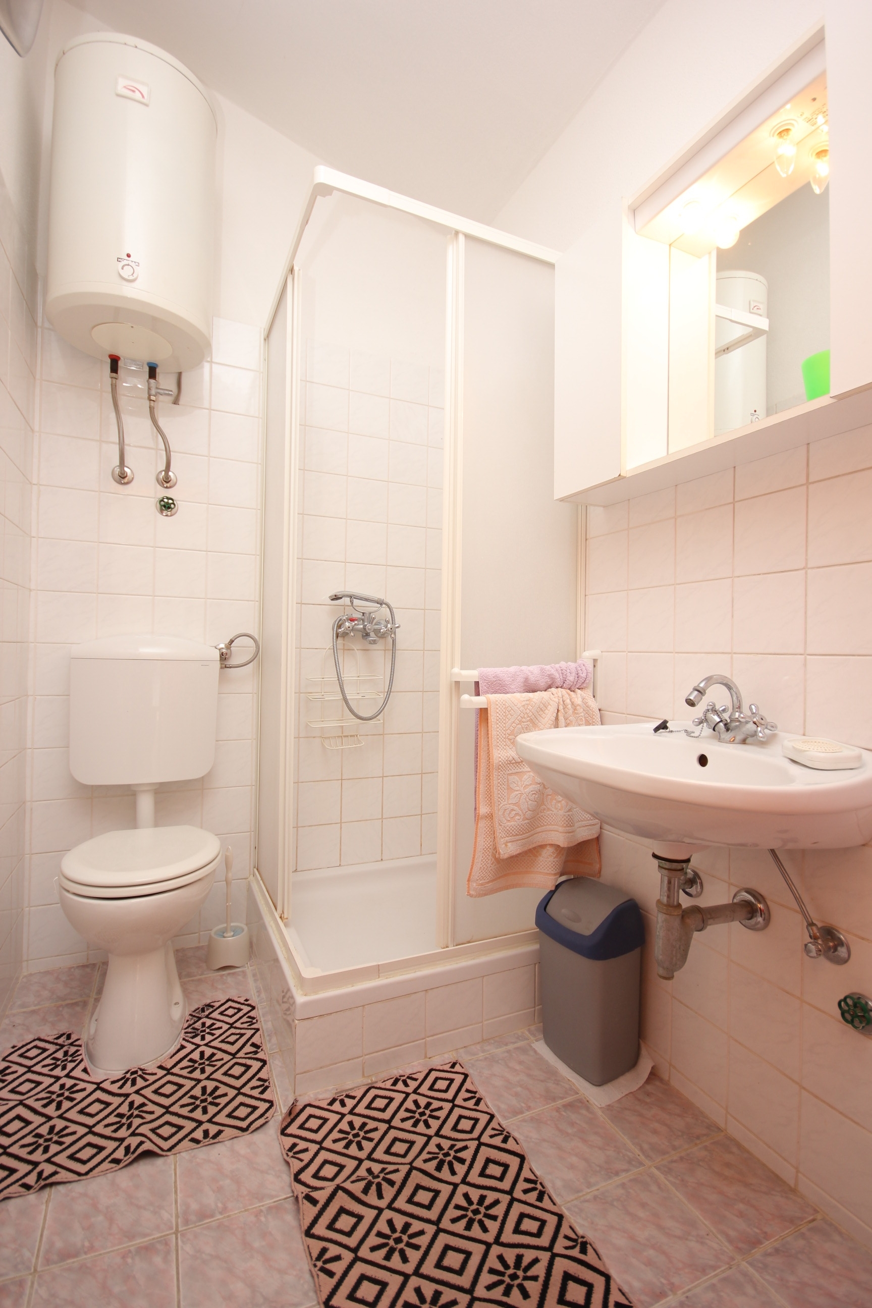 One bedroom apartment with terrace and sea view Zavala, Hvar (A-8912-a)