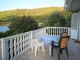 Milna, Terrasse 1 dans l’hébergement en type apartment, avec la vue sur la mer et animaux acceptés.