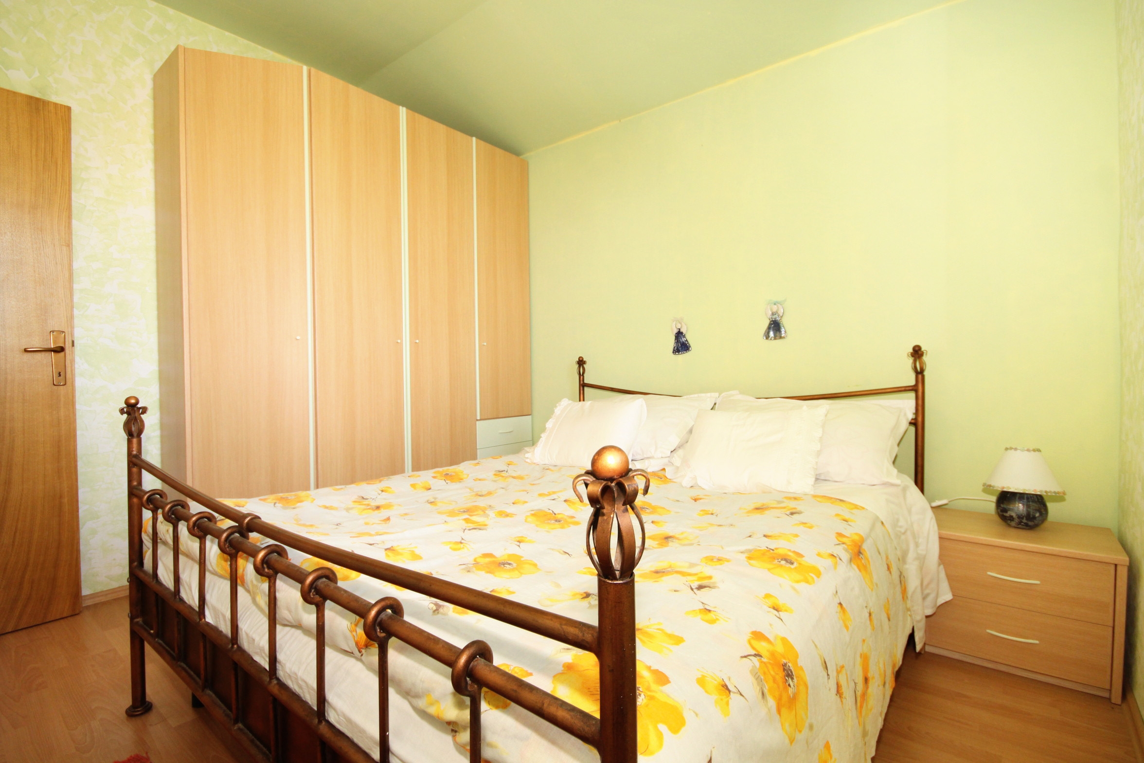 Two bedroom apartment with terrace and sea view Brgujac, Vis  A-a