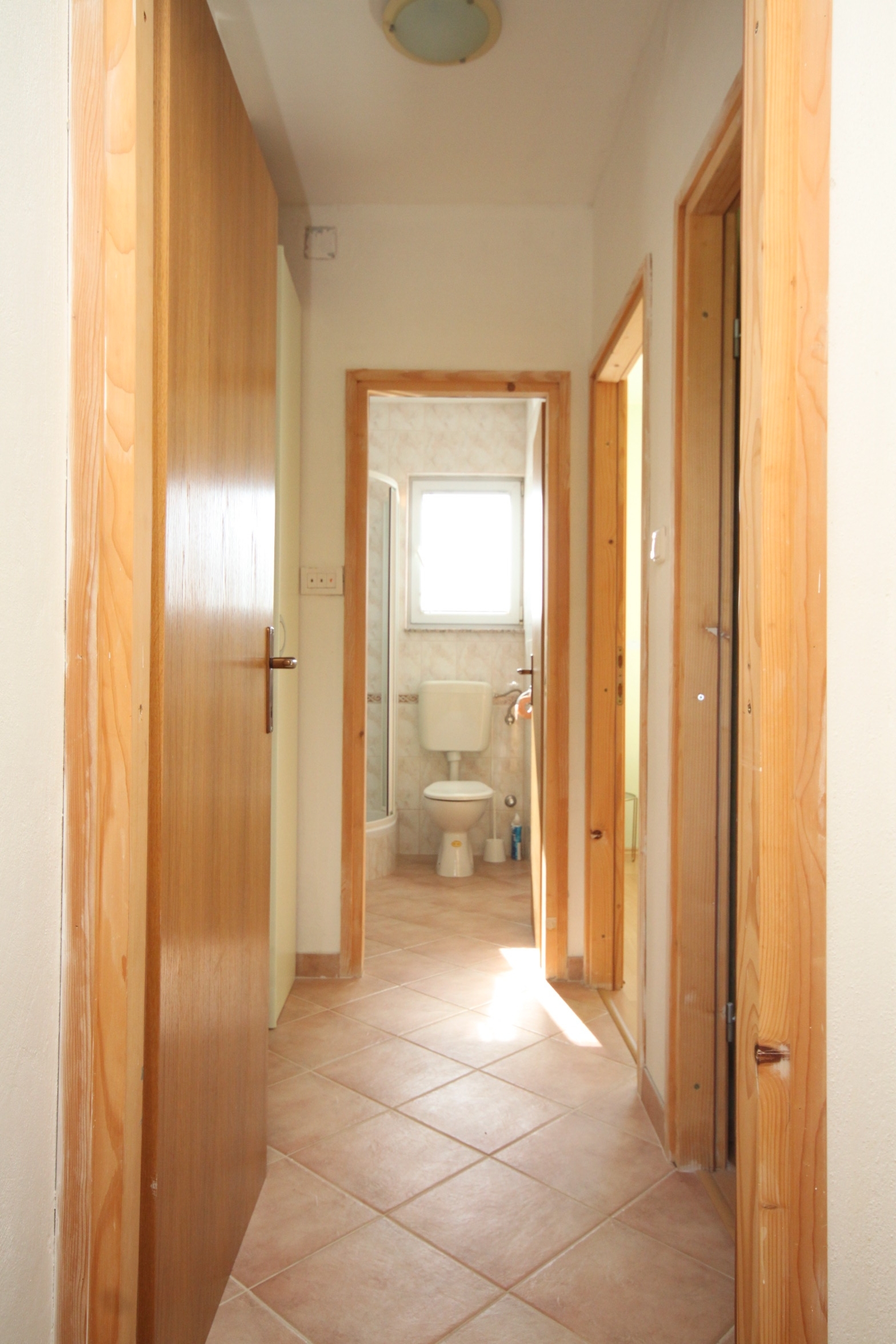 Two bedroom apartment with terrace and sea view Brgujac, Vis  A-a