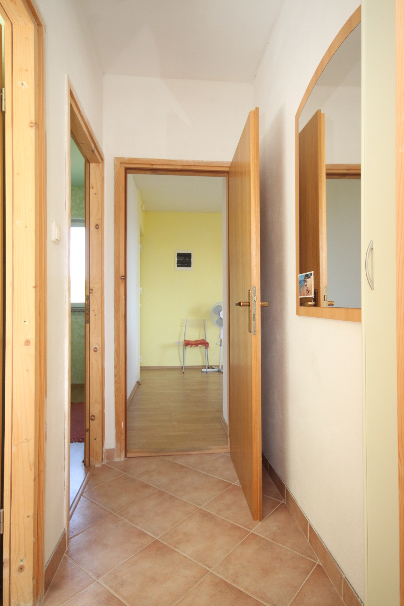 Two bedroom apartment with terrace and sea view Brgujac, Vis  A-a