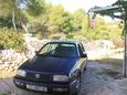 Parking lot Rukavac, Vis, Parking lot 8920 - Apartments with pebble beach.