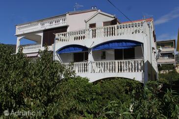 Property Komiža, Vis, Property 8926 - Apartments with pebble beach.