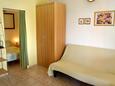 Dnevni boravak Milna, Dnevni boravak u smještaju tipa studio-apartment, kućni ljubimci dozvoljeni.