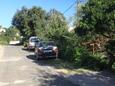 Parkiralište Milna, Vis, Parkiralište 8942 - Apartmani blizu mora sa kamenitom plažom.