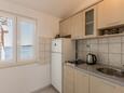 Kitchen Milna, Kitchen in the apartment, (pet friendly) and WiFi.