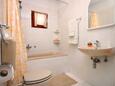 Sali, Badkamer in the apartment, (pet friendly) en WiFi.