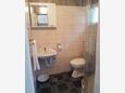 Mala Pogorila, Bathroom in the studio-apartment, WiFi.