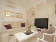 Living room Cavtat, Living room in the apartment, dostupna klima i WIFI.
