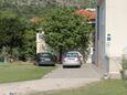 Mlini, Dubrovnik, Parking lot 8970 - Apartments with pebble beach.