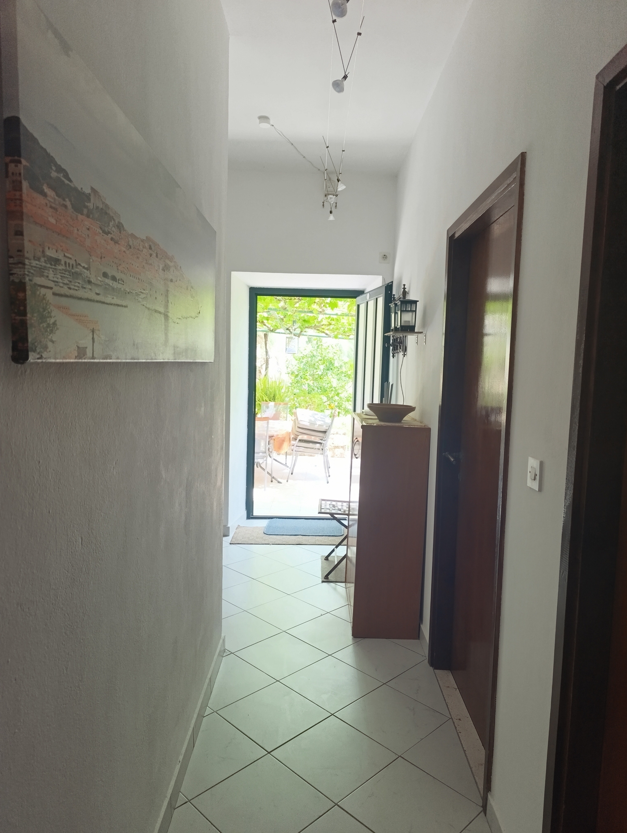 Two bedroom apartment near beach Zaton Mali, Dubrovnik  A-a