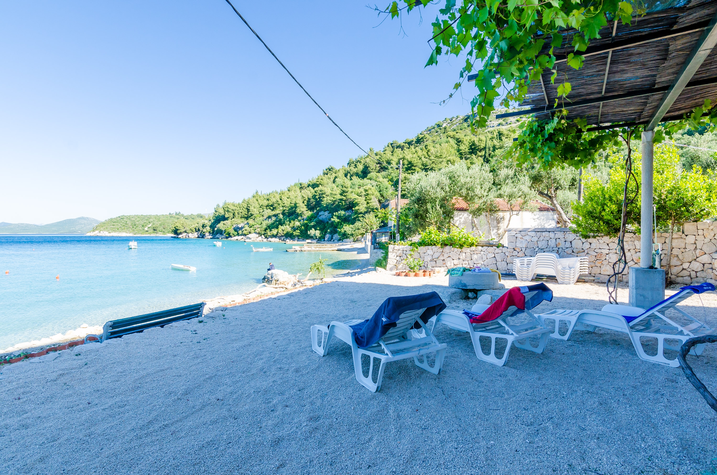 One bedroom apartment near beach Slađenovići, Dubrovnik (A-9012-b)