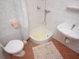 Trsteno, Badezimmer 2 in folgender Unterkunftsart apartment, WiFi.