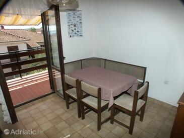 Dining room Sali, Dining room in the apartment, dopusteni kucni ljubimci.