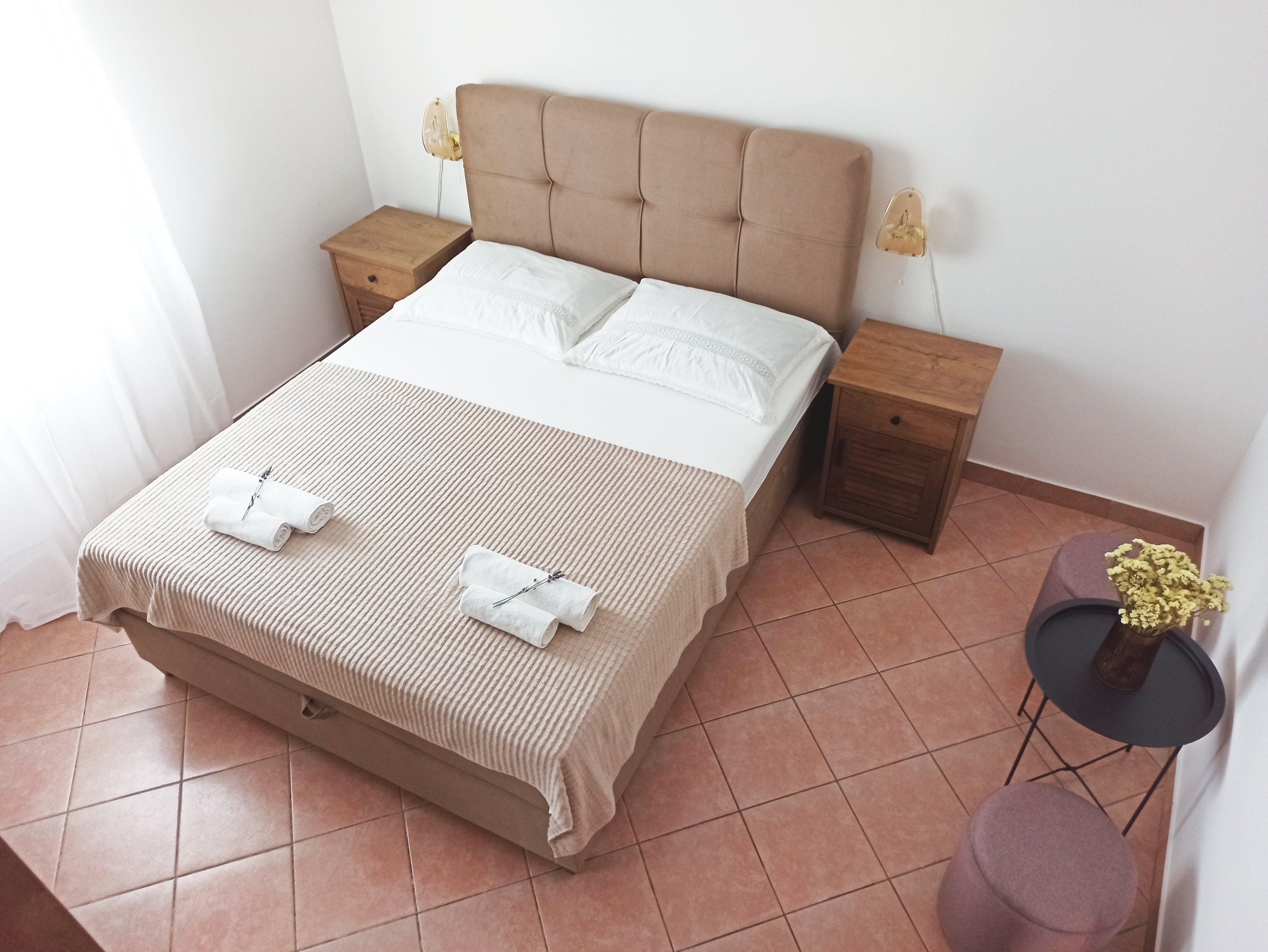 One bedroom apartment near beach Kustići, Pag  A-a
