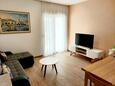 Marina, Obývací pokoj v ubytování typu apartment, s klimatizací a WiFi.