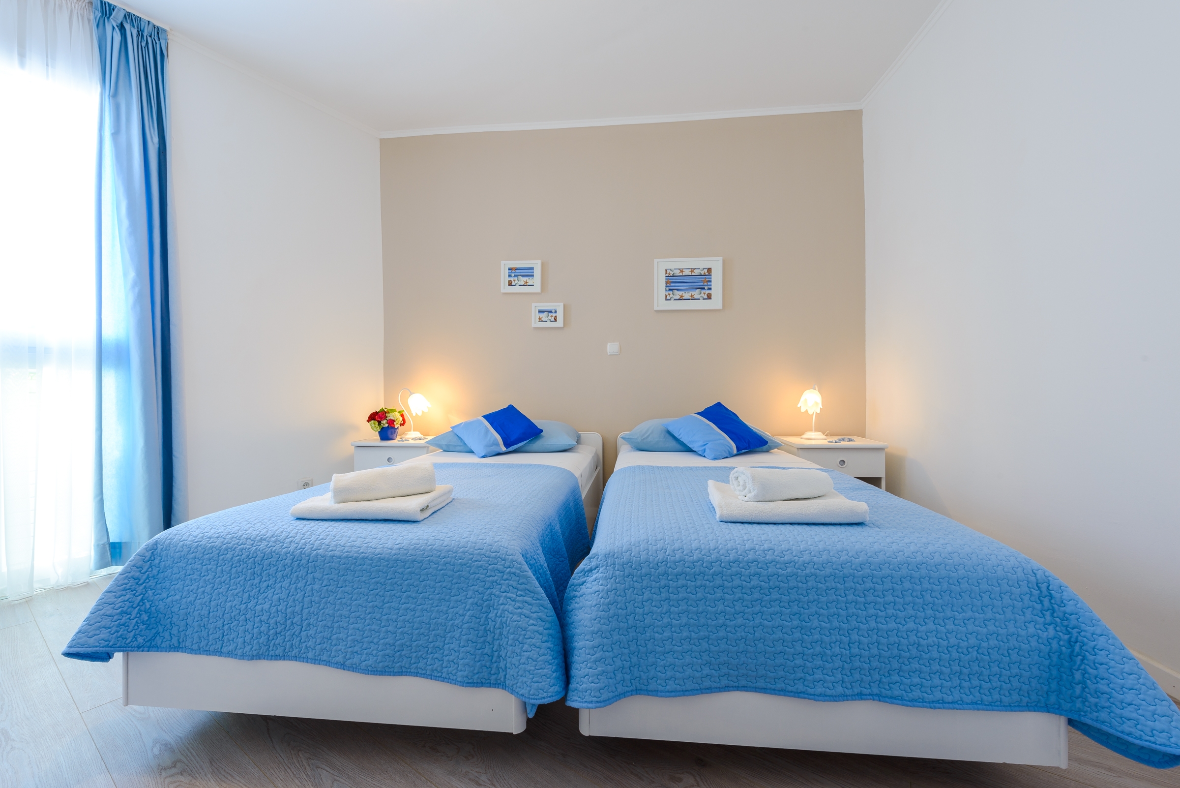 Two bedroom apartment with terrace Dubrovnik  A-a