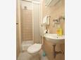 Dubrovnik, Bathroom in the studio-apartment, WiFi.