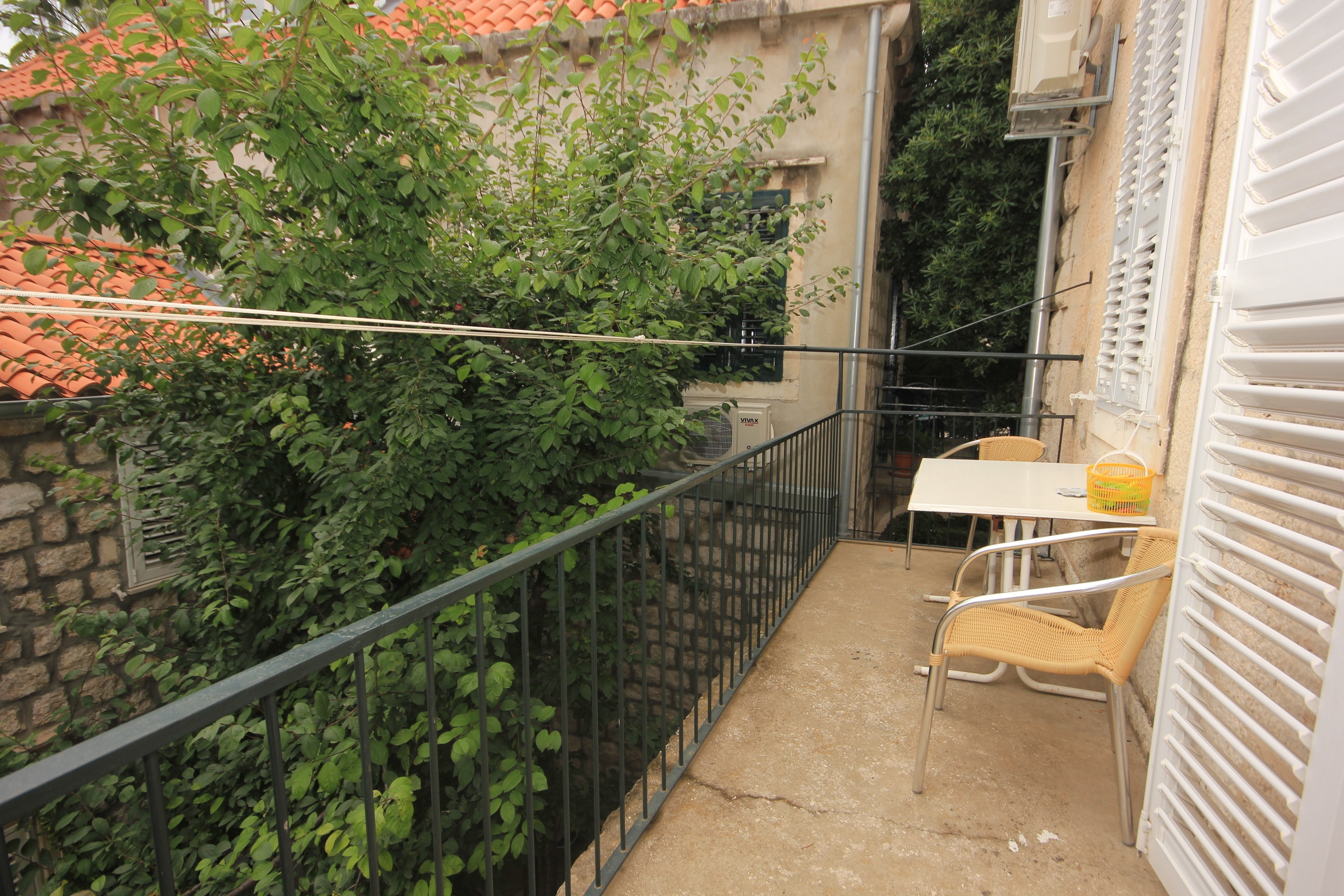 Two bedroom apartment with balcony and sea view Dubrovnik  A-a