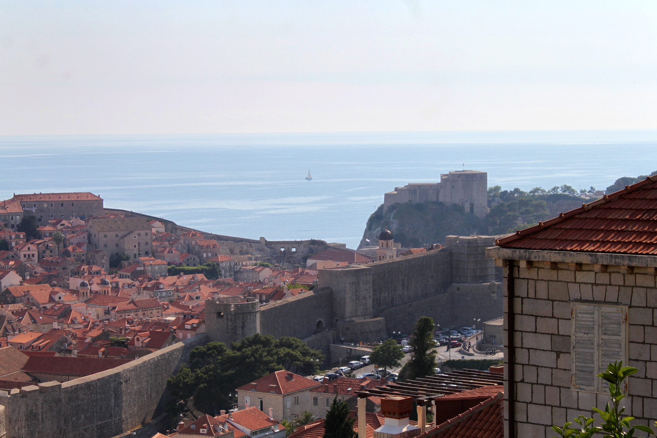 Three bedroom apartment with balcony and sea view Dubrovnik  A-b