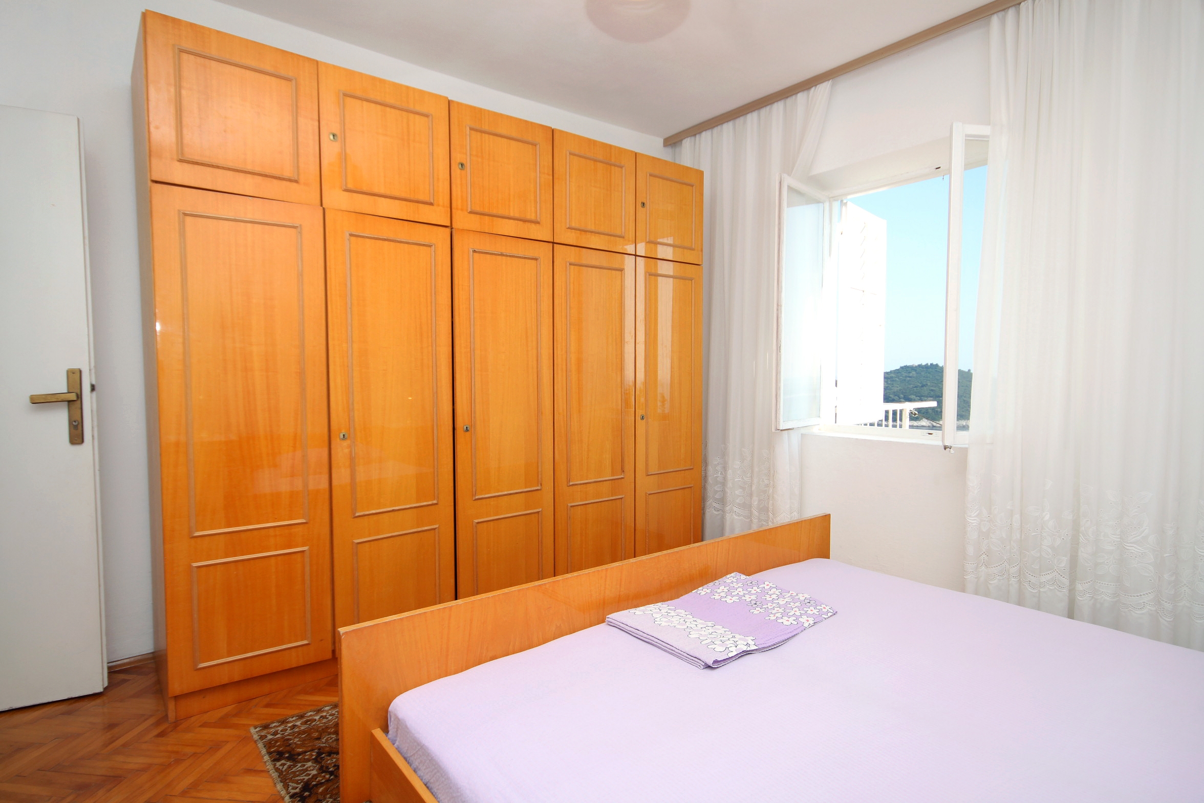 Three bedroom apartment with balcony and sea view Dubrovnik  A-b