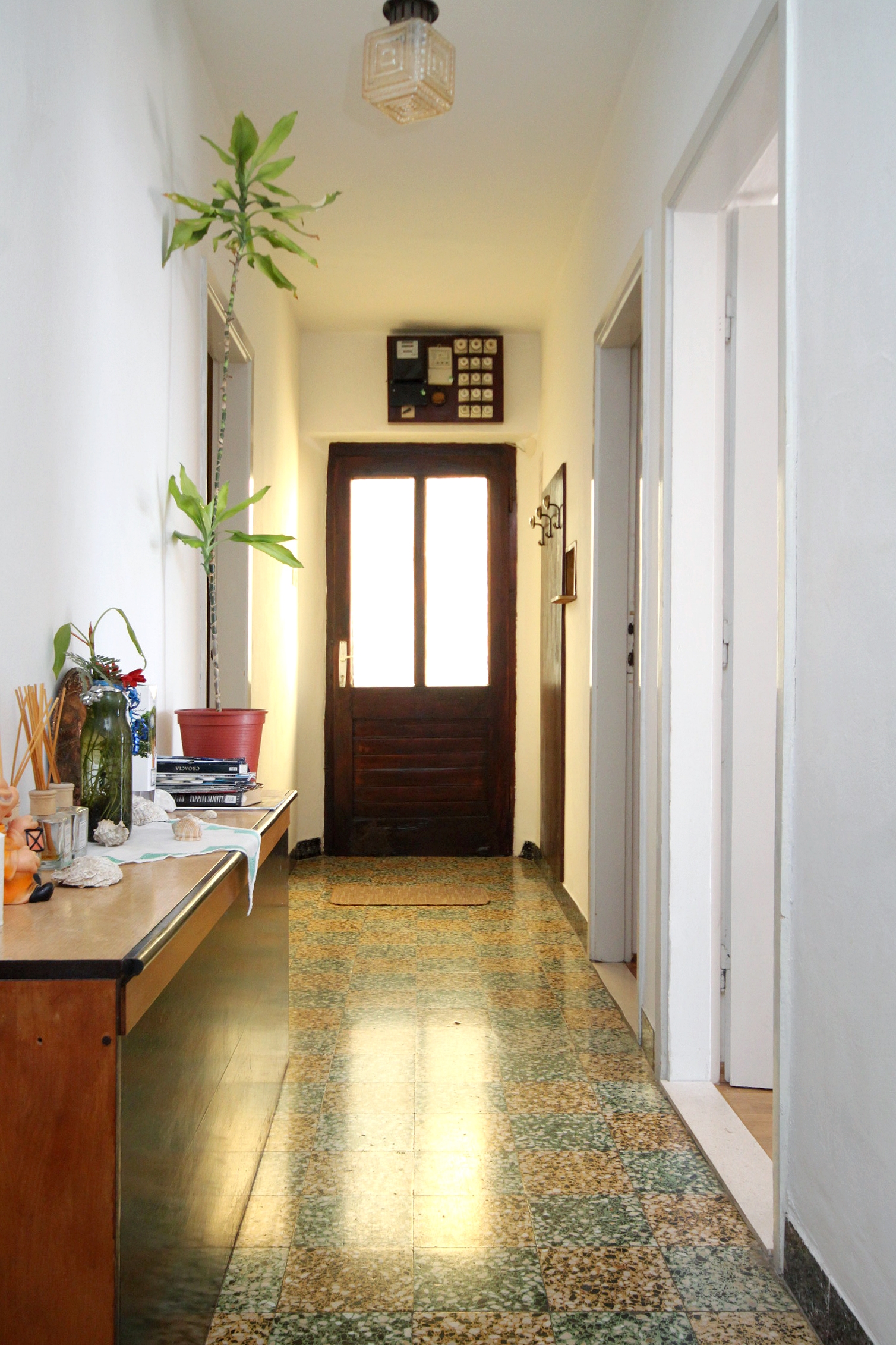 Three bedroom apartment with balcony and sea view Dubrovnik  A-b