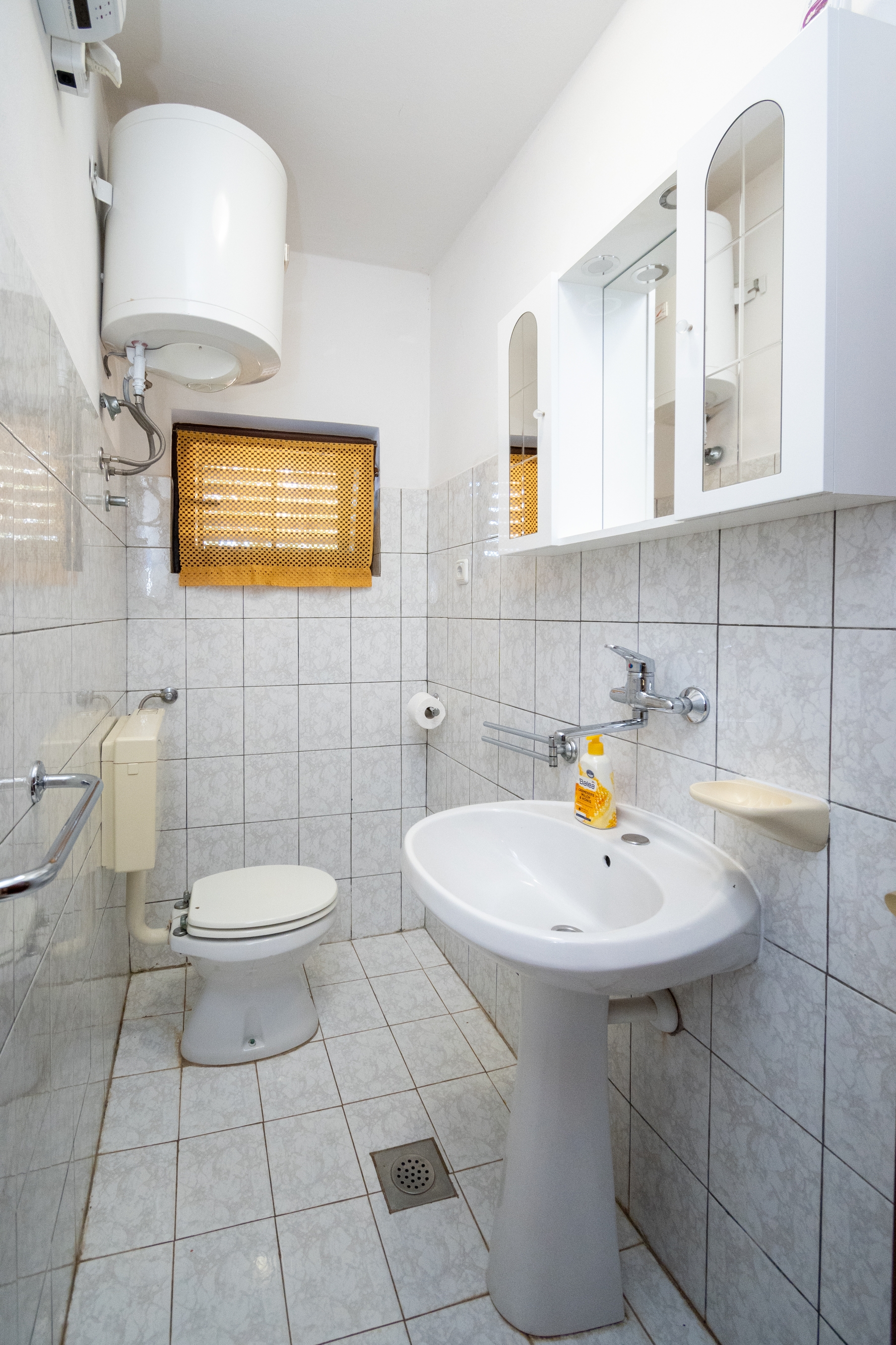 Two bedroom apartment with terrace Sali, Dugi otok  A-a