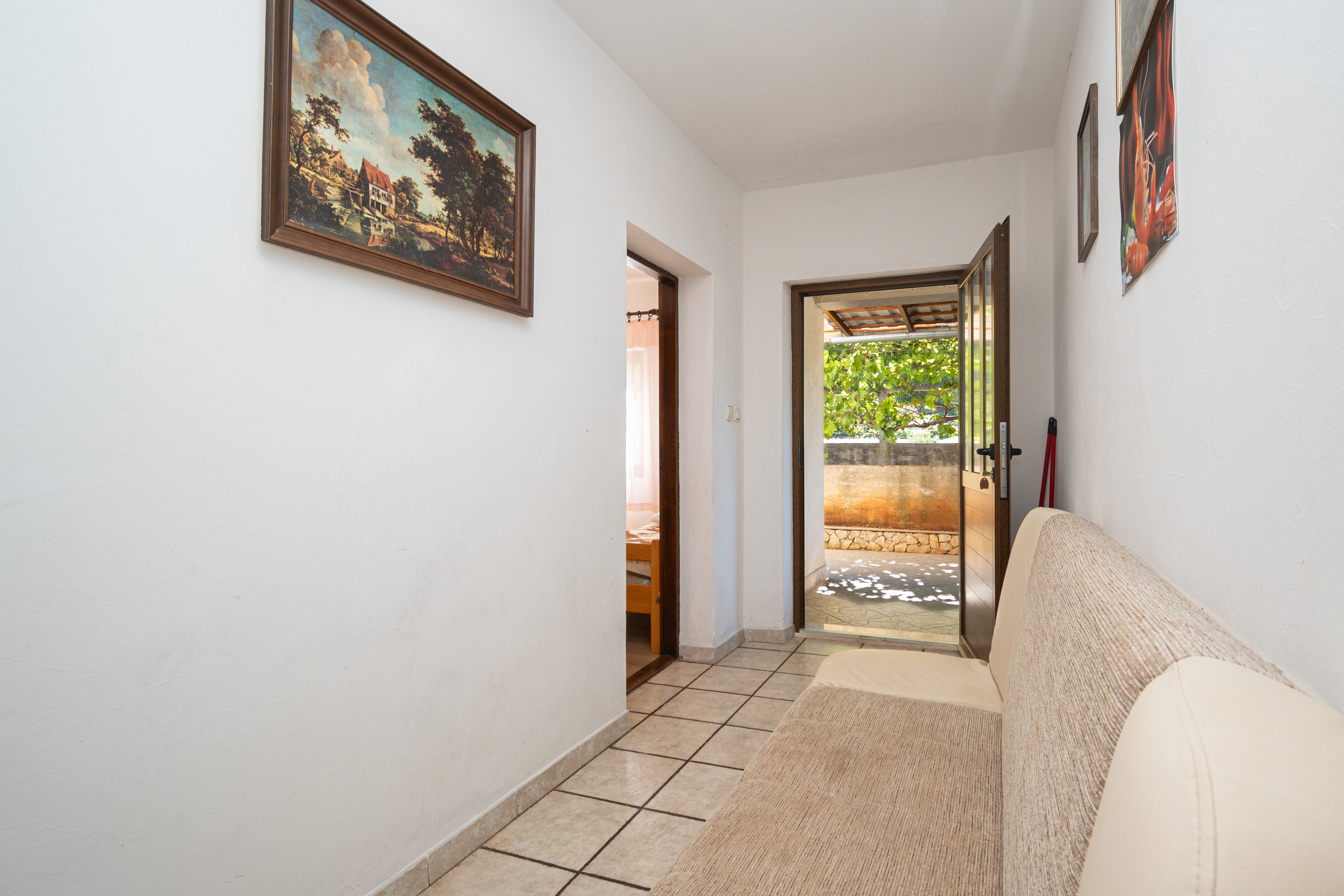 Two bedroom apartment with terrace Sali, Dugi otok  A-a