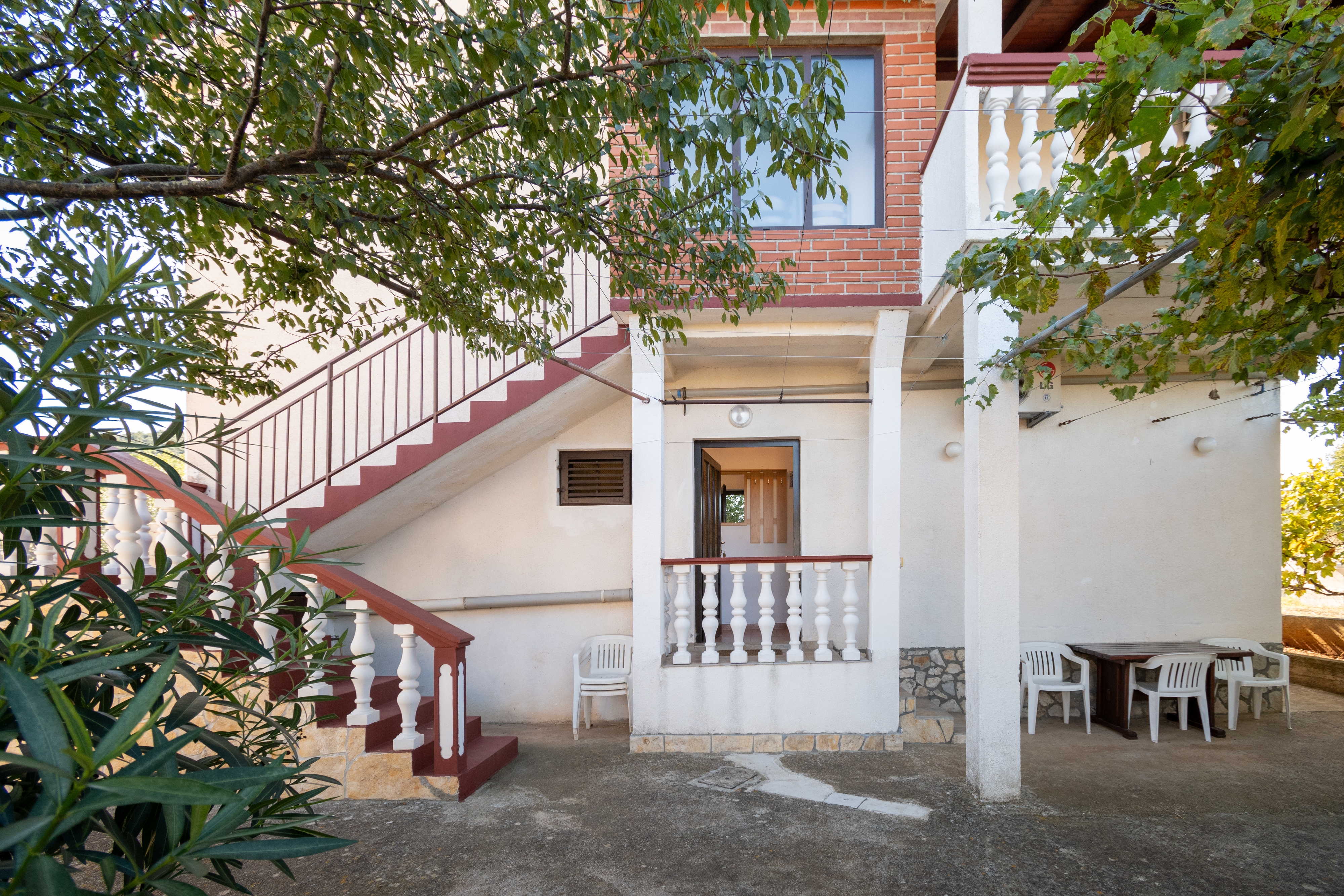 One bedroom apartment with terrace Sali, Dugi otok (A-910-b) One bedroom apartment with terrace Sali, Dugi otok (A-910-b)