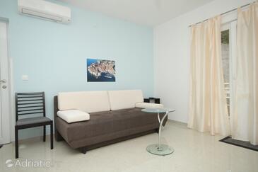 Living room Plat, Living room in the apartment, dostupna klima i WIFI.