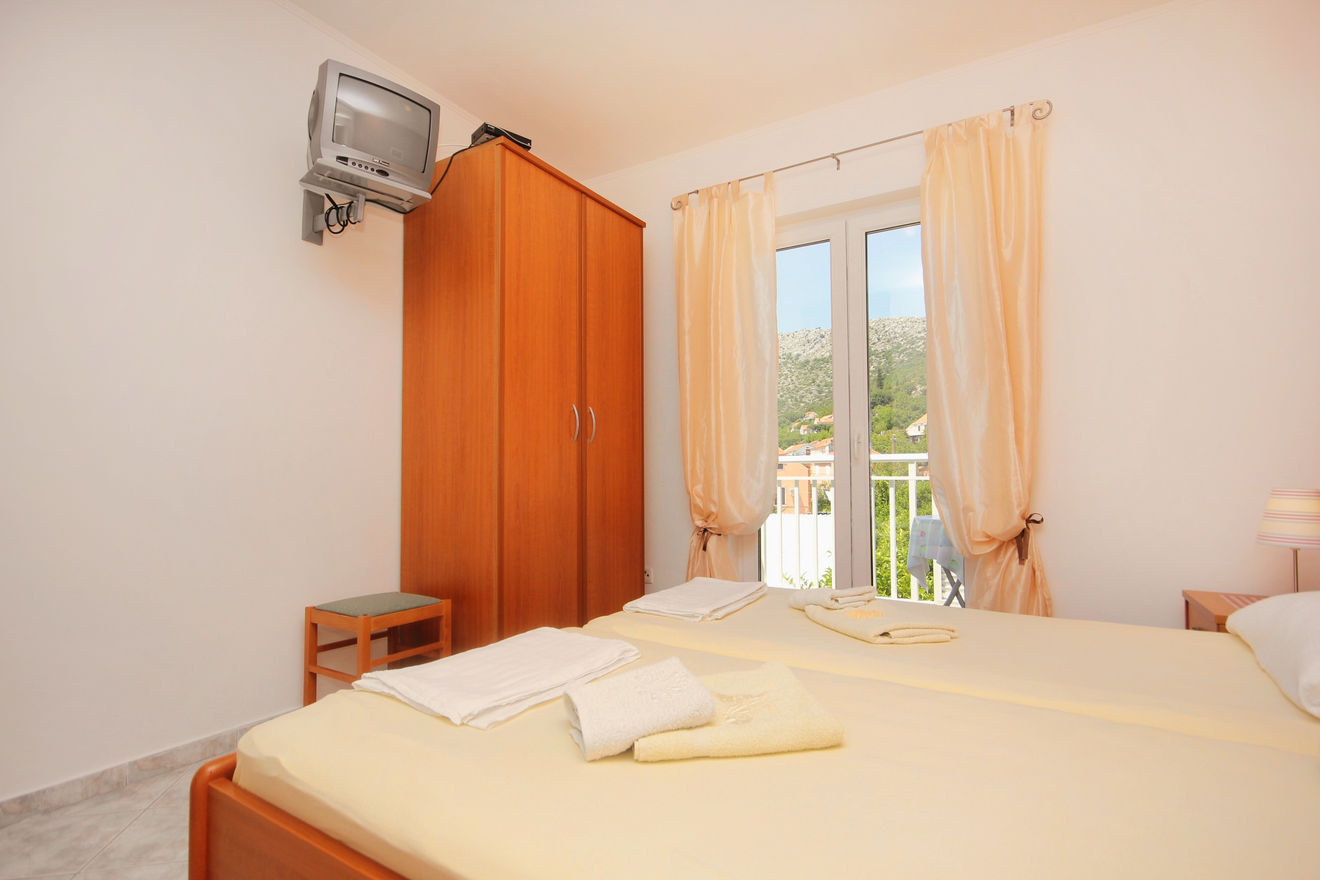 Studio flat with balcony and sea view Trsteno, Dubrovnik  AS-d