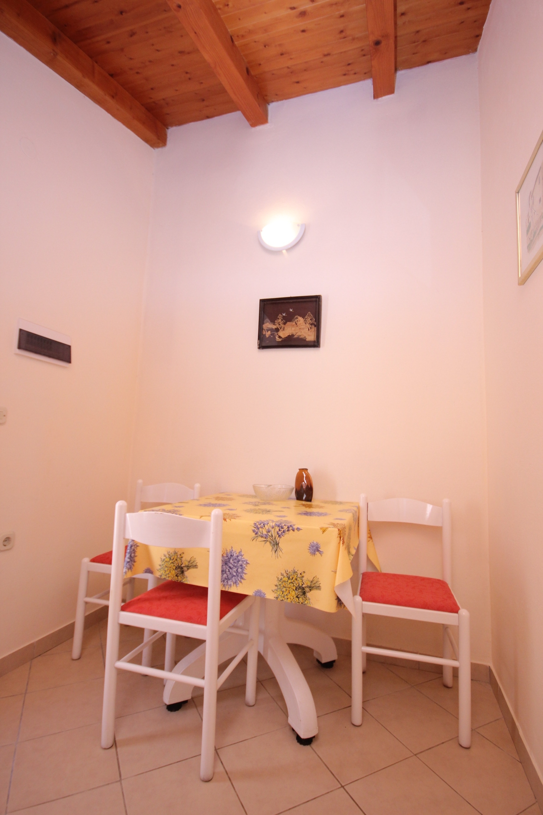 Studio flat with terrace and sea view Sutomišćica, Ugljan (AS-912-a)
