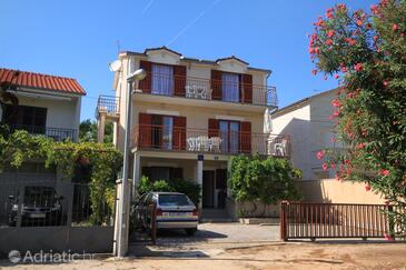 Property Rogoznica, Rogoznica, Property 9127 - Apartments near sea with pebble beach.