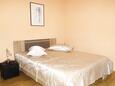 Ložnice 1 Makarska, Ložnice 1 v ubytování typu apartment, s klimatizací a WiFi.