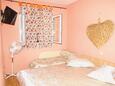 Makarska, Dormitorio 2 in the apartment, air condition available y WiFi.