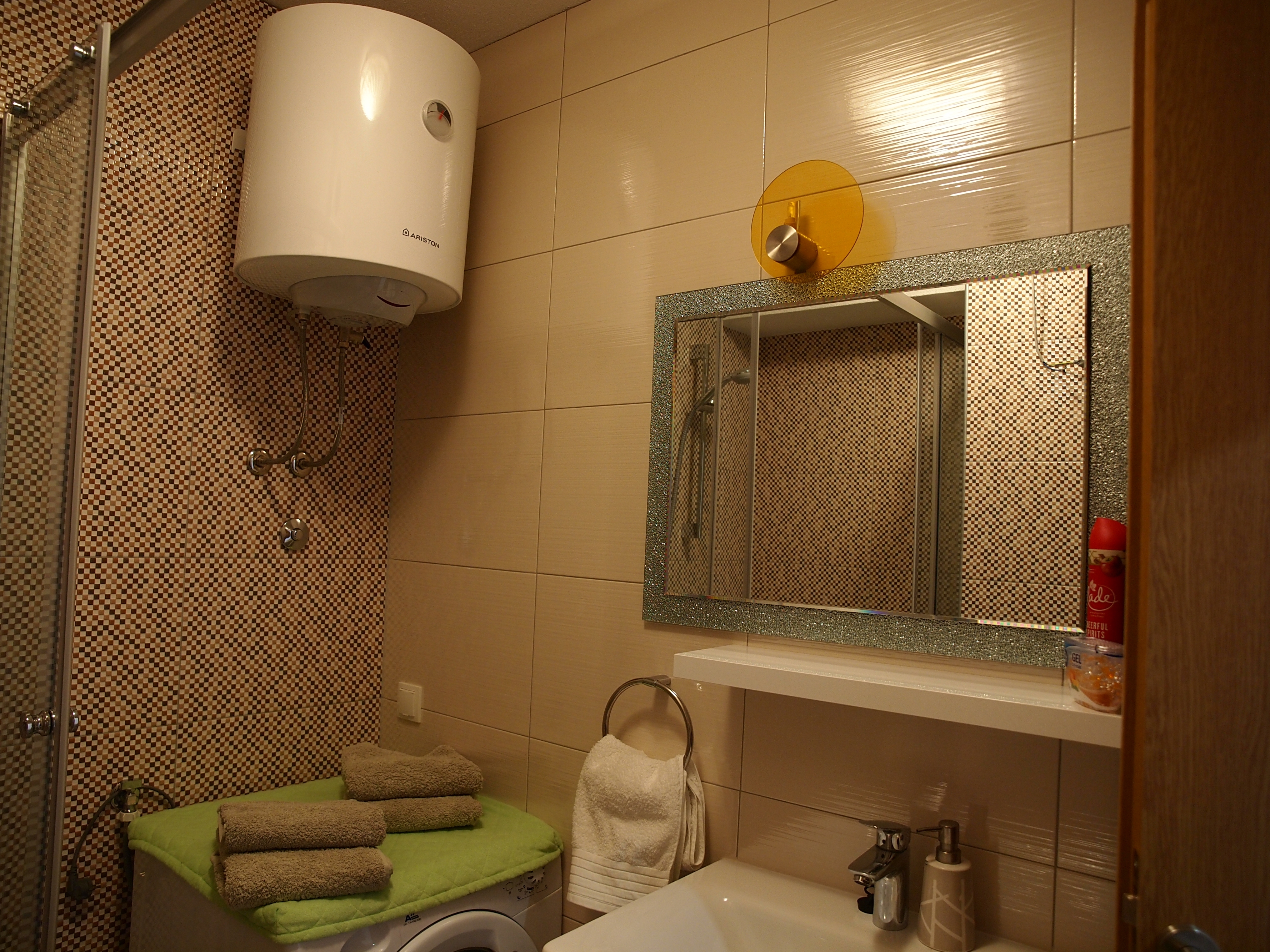 Two bedroom apartment with terrace and sea view Makarska  A-e