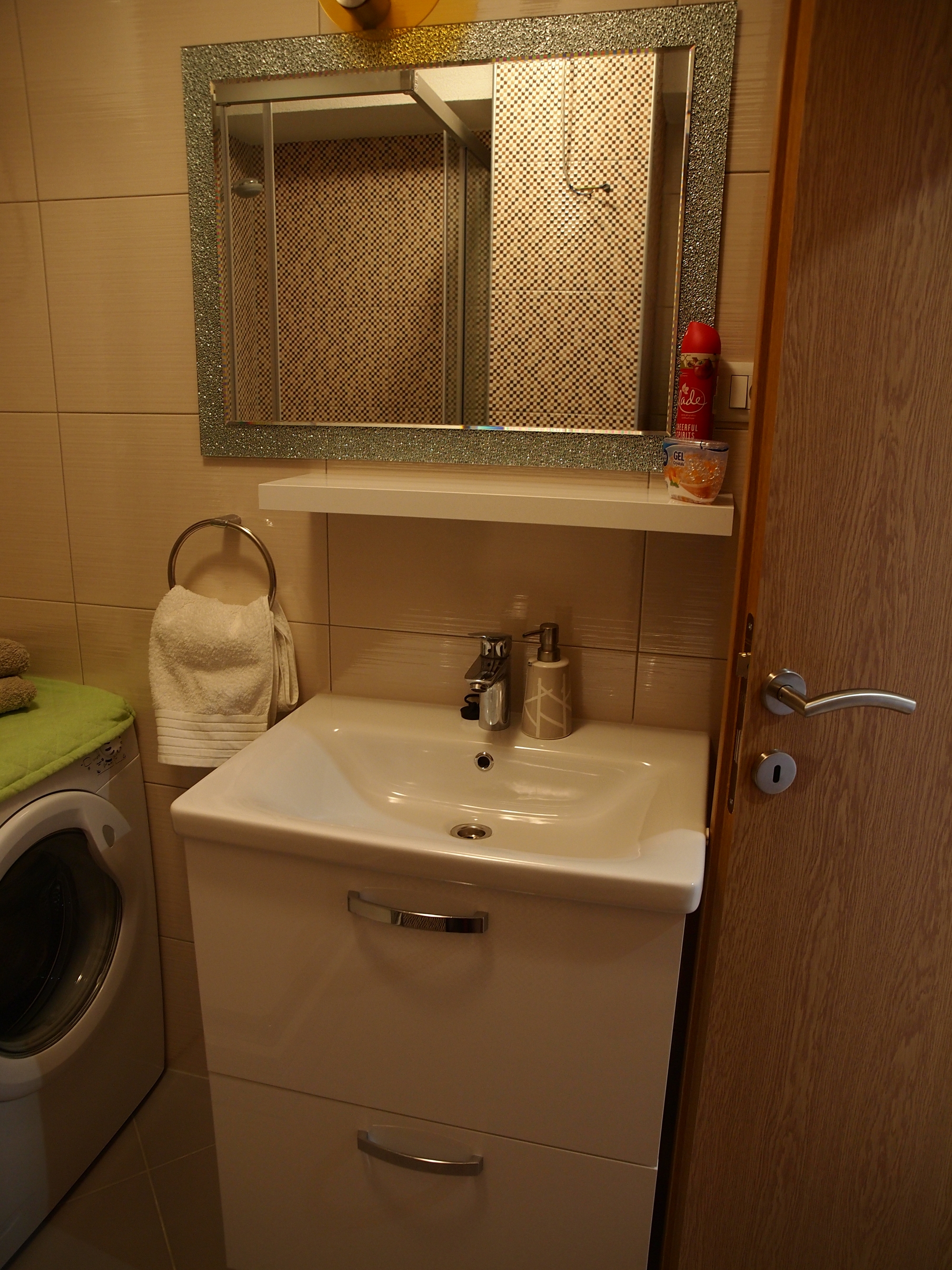 Two bedroom apartment with terrace and sea view Makarska  A-e