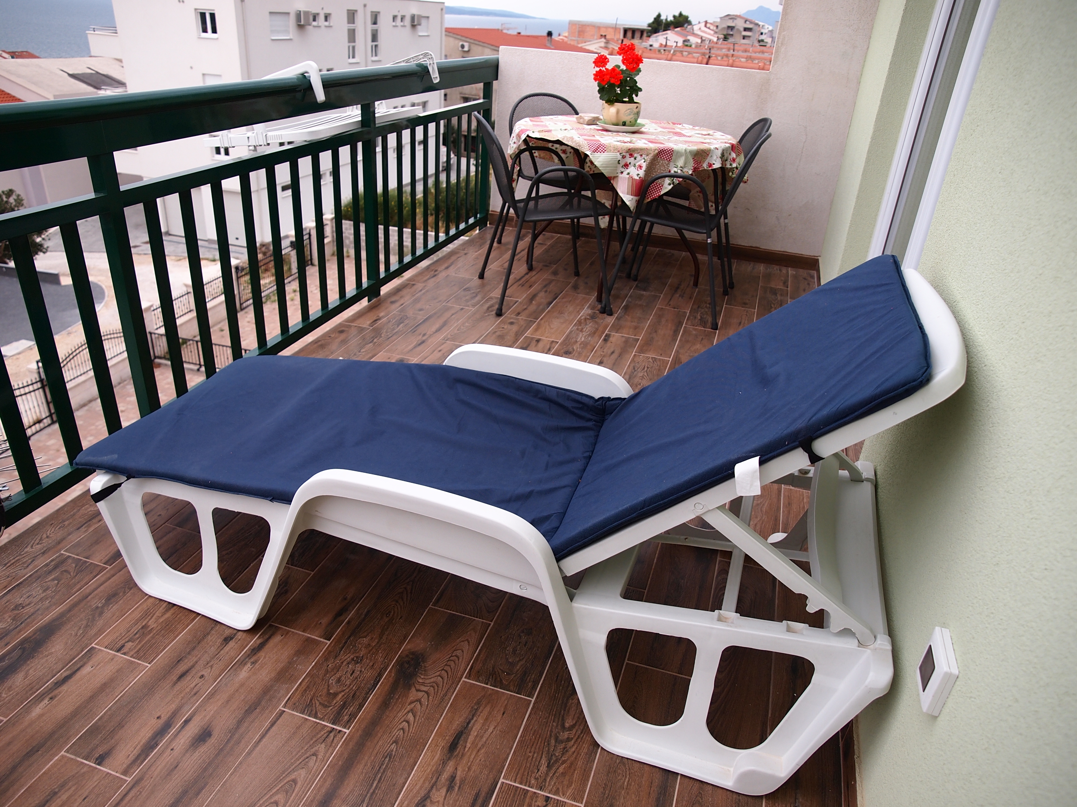 Two bedroom apartment with terrace and sea view Makarska  A-e