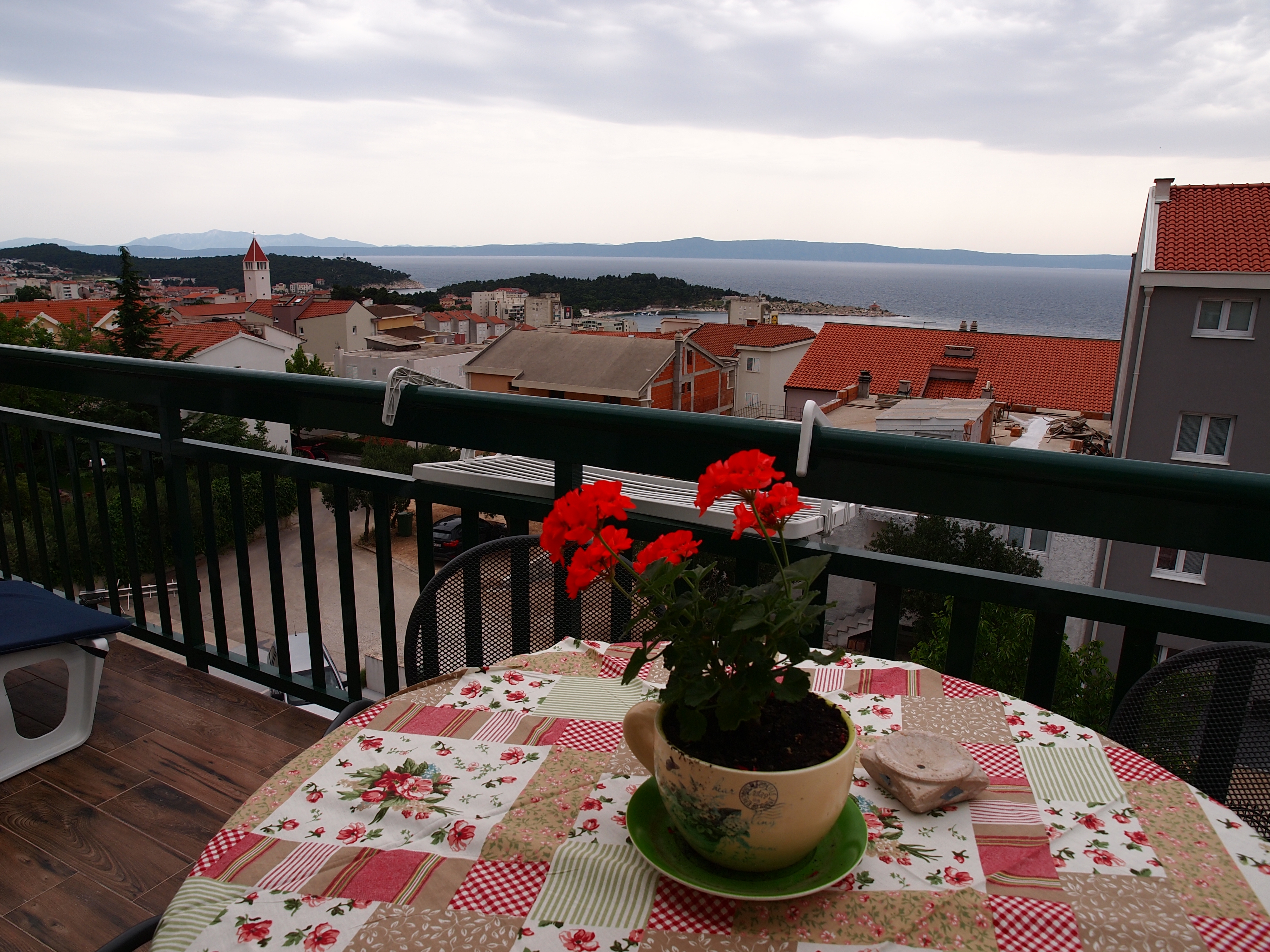 Two bedroom apartment with terrace and sea view Makarska  A-e