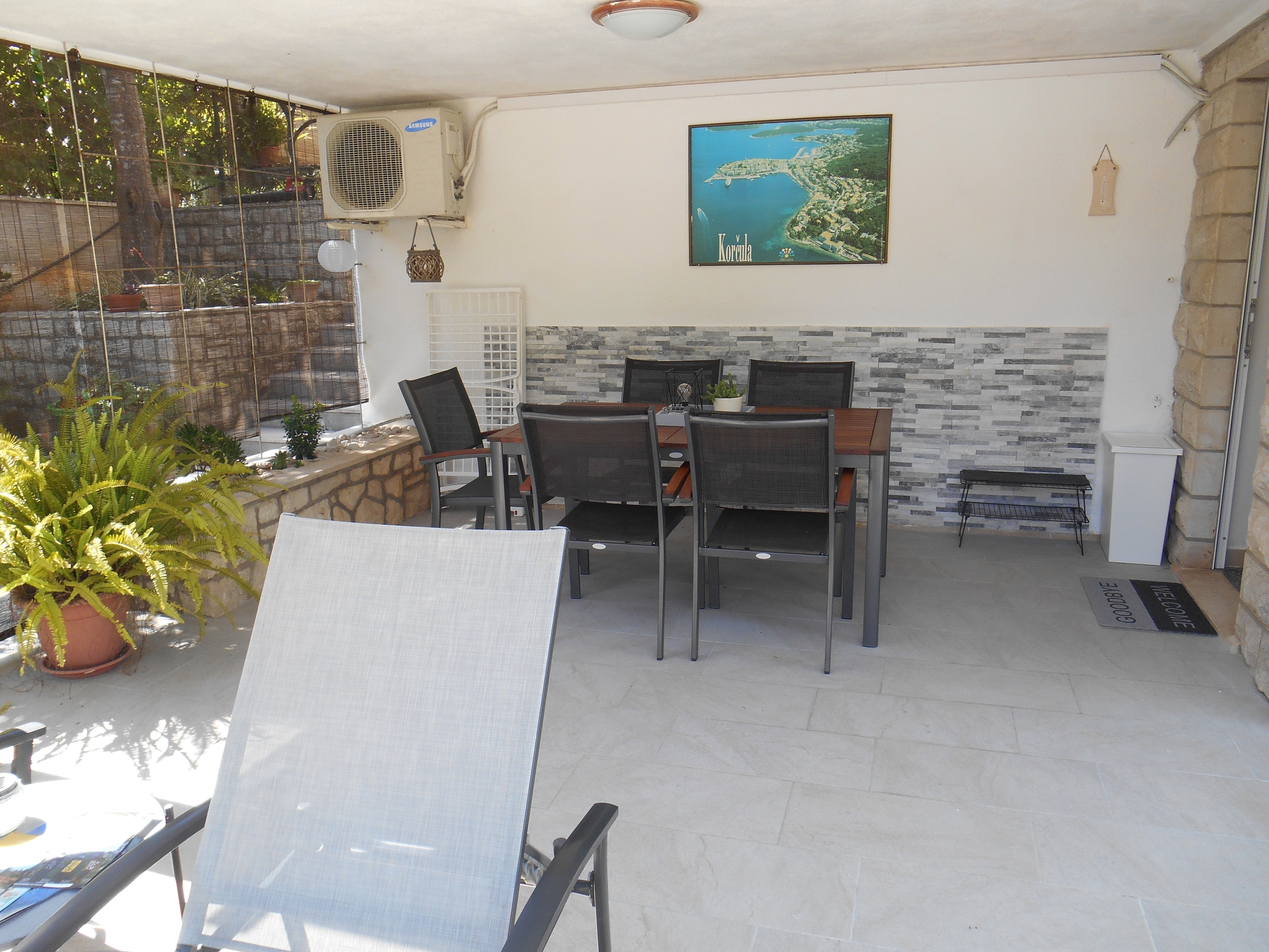 Two bedroom apartment near beach Žrnovska Banja, Korčula  A-a