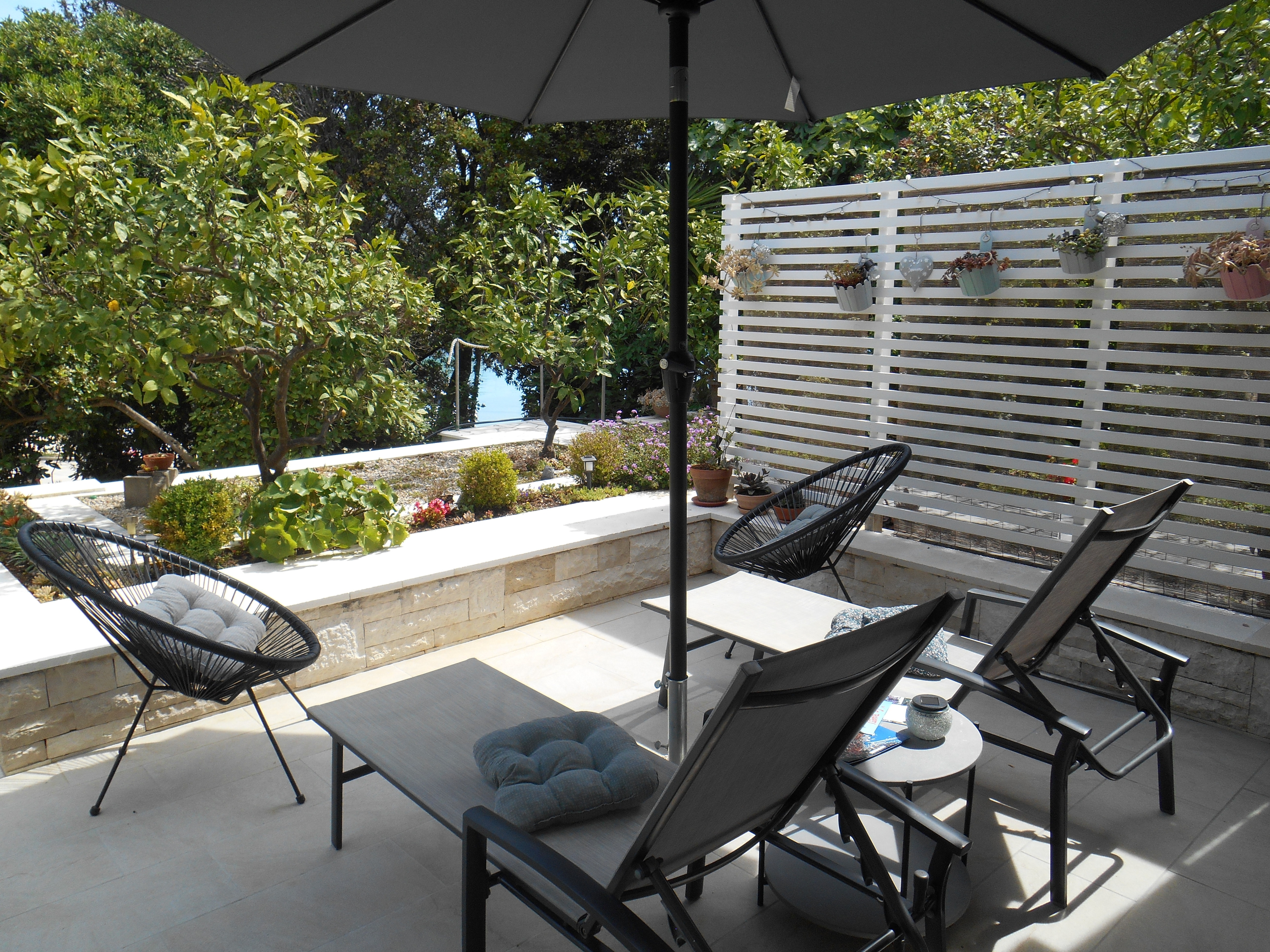 Two bedroom apartment near beach Žrnovska Banja, Korčula  A-a