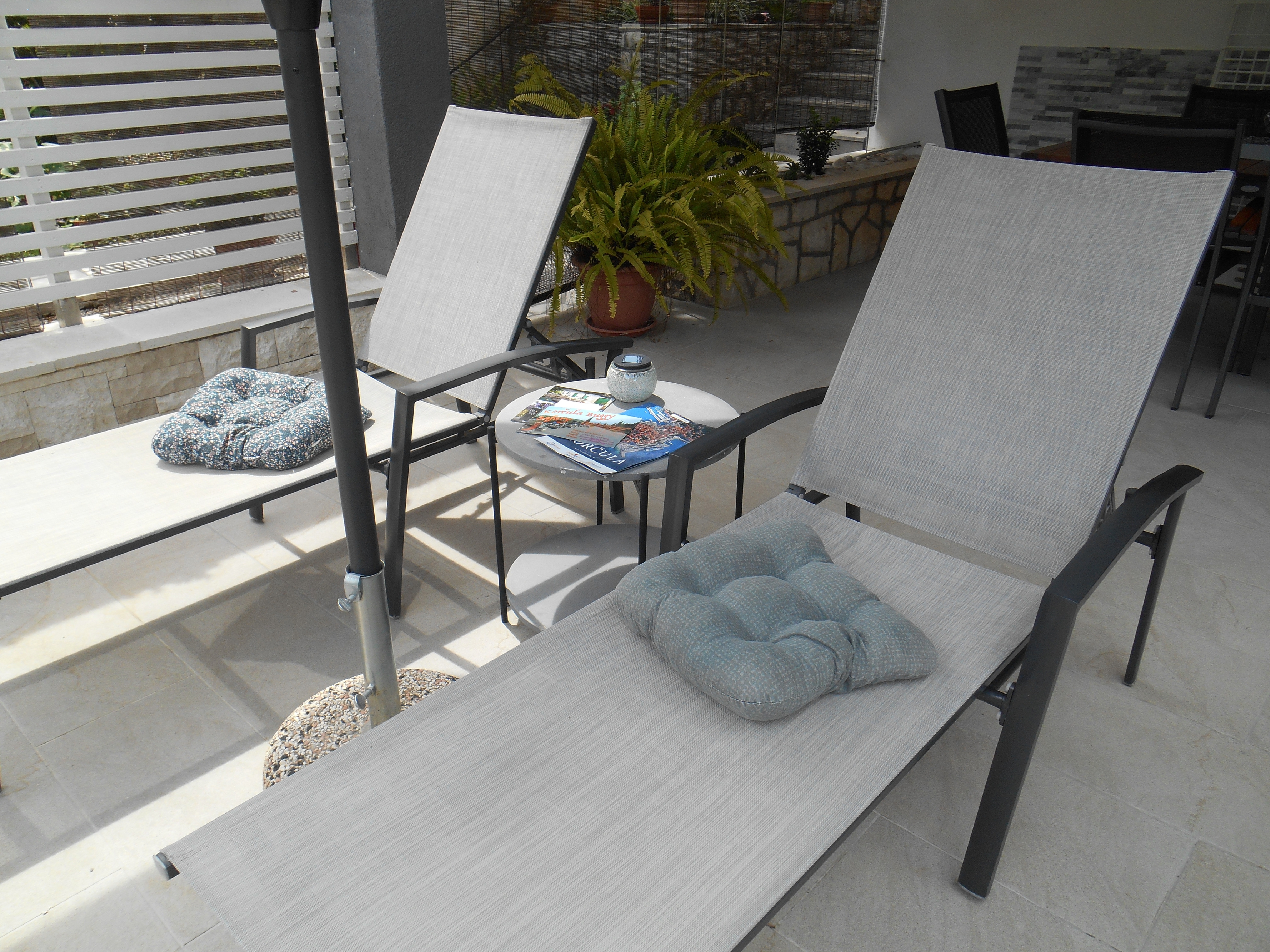 Two bedroom apartment near beach Žrnovska Banja, Korčula  A-a