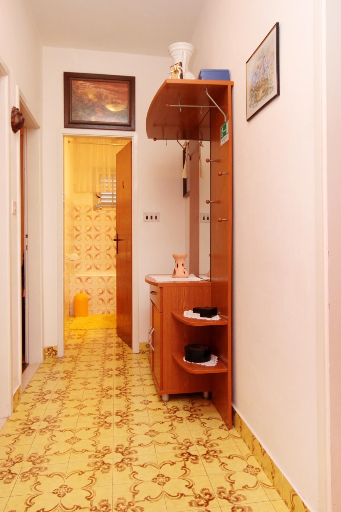 Two bedroom apartment near beach Prigradica, Korčula  A-a