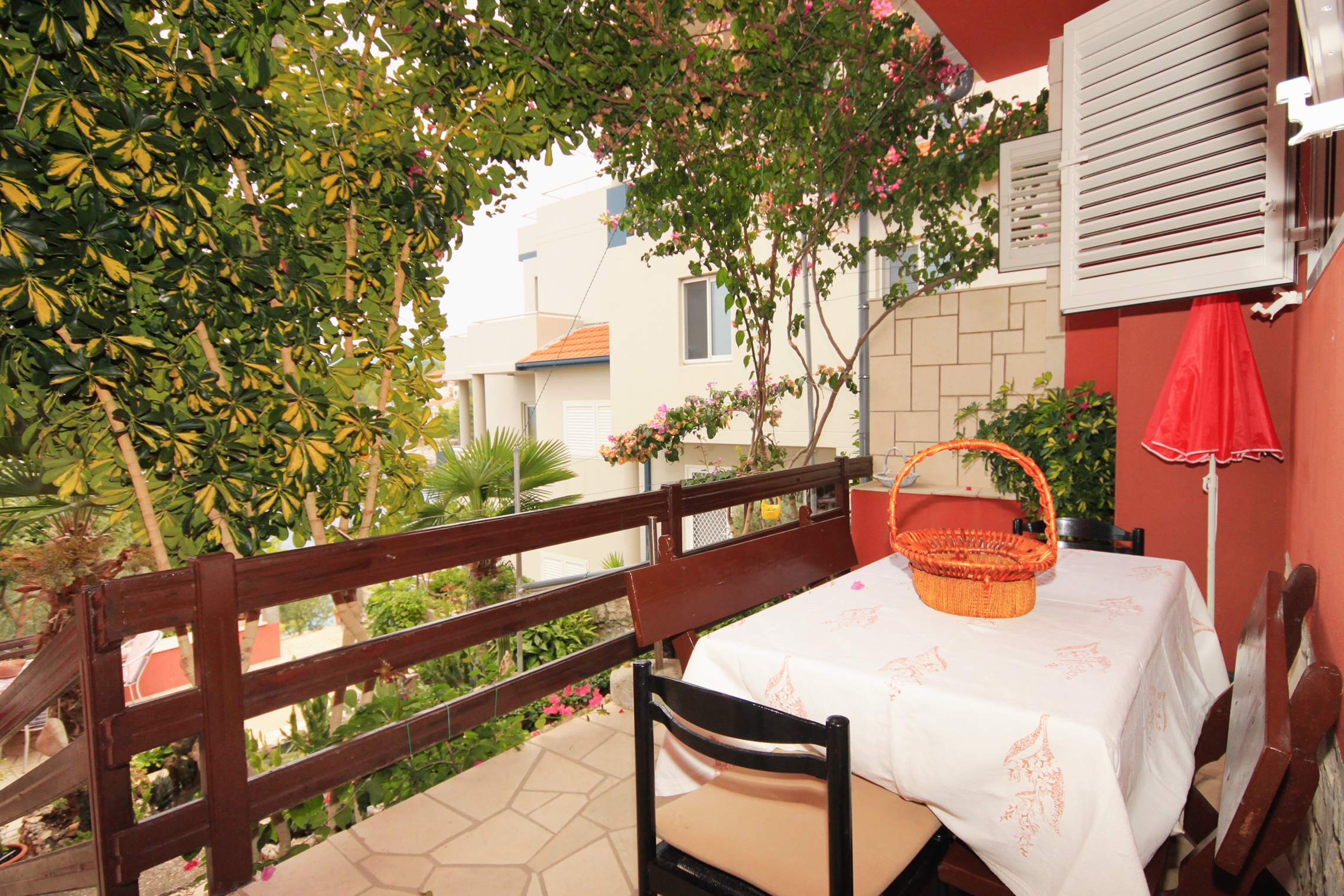 Two bedroom apartment near beach Prigradica, Korčula  A-b