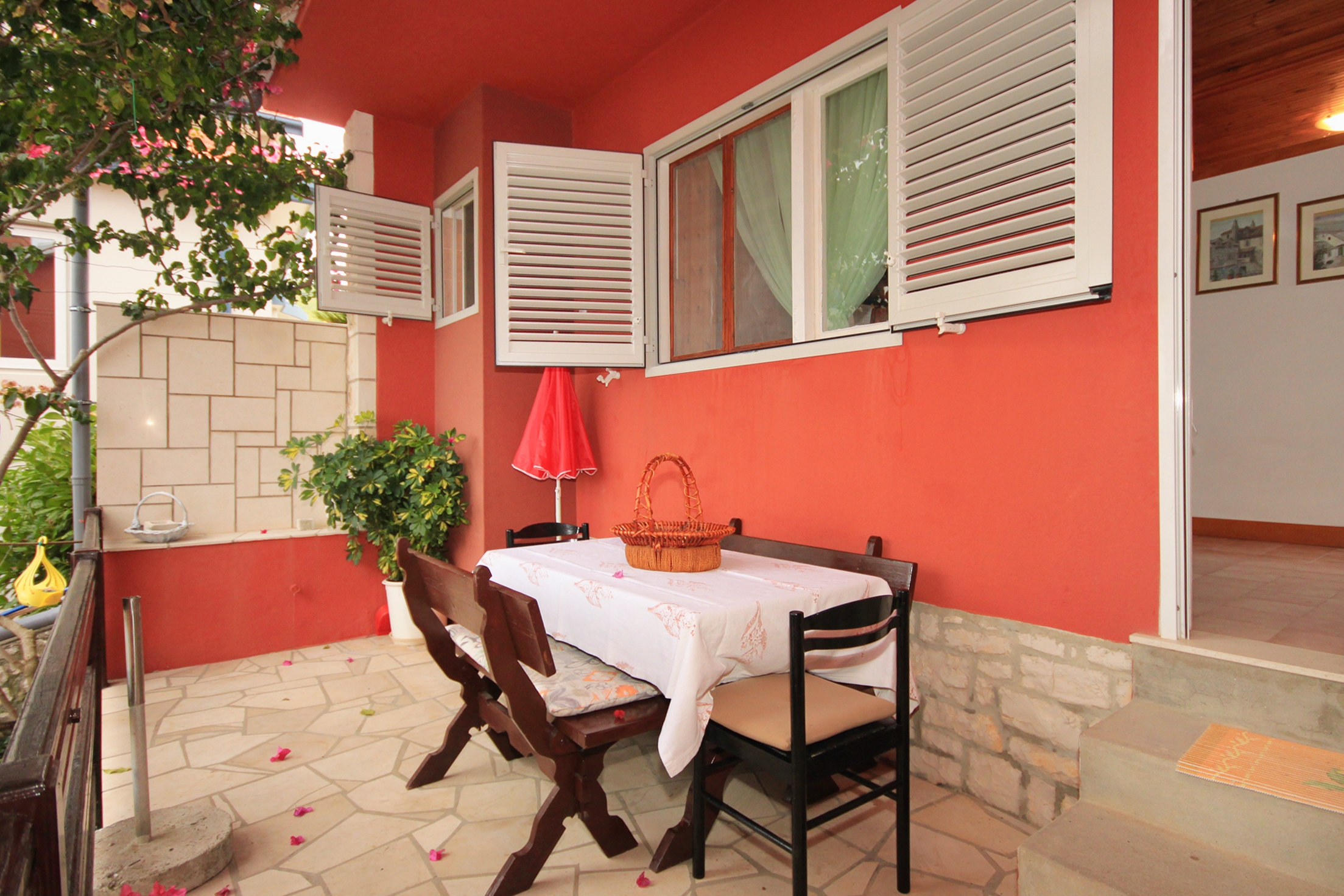 Two bedroom apartment near beach Prigradica, Korčula  A-b
