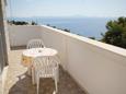 Terrasse 2 Zavalatica, Terrasse 2 dans l’hébergement en type apartment, avec la vue sur la mer et WiFi.