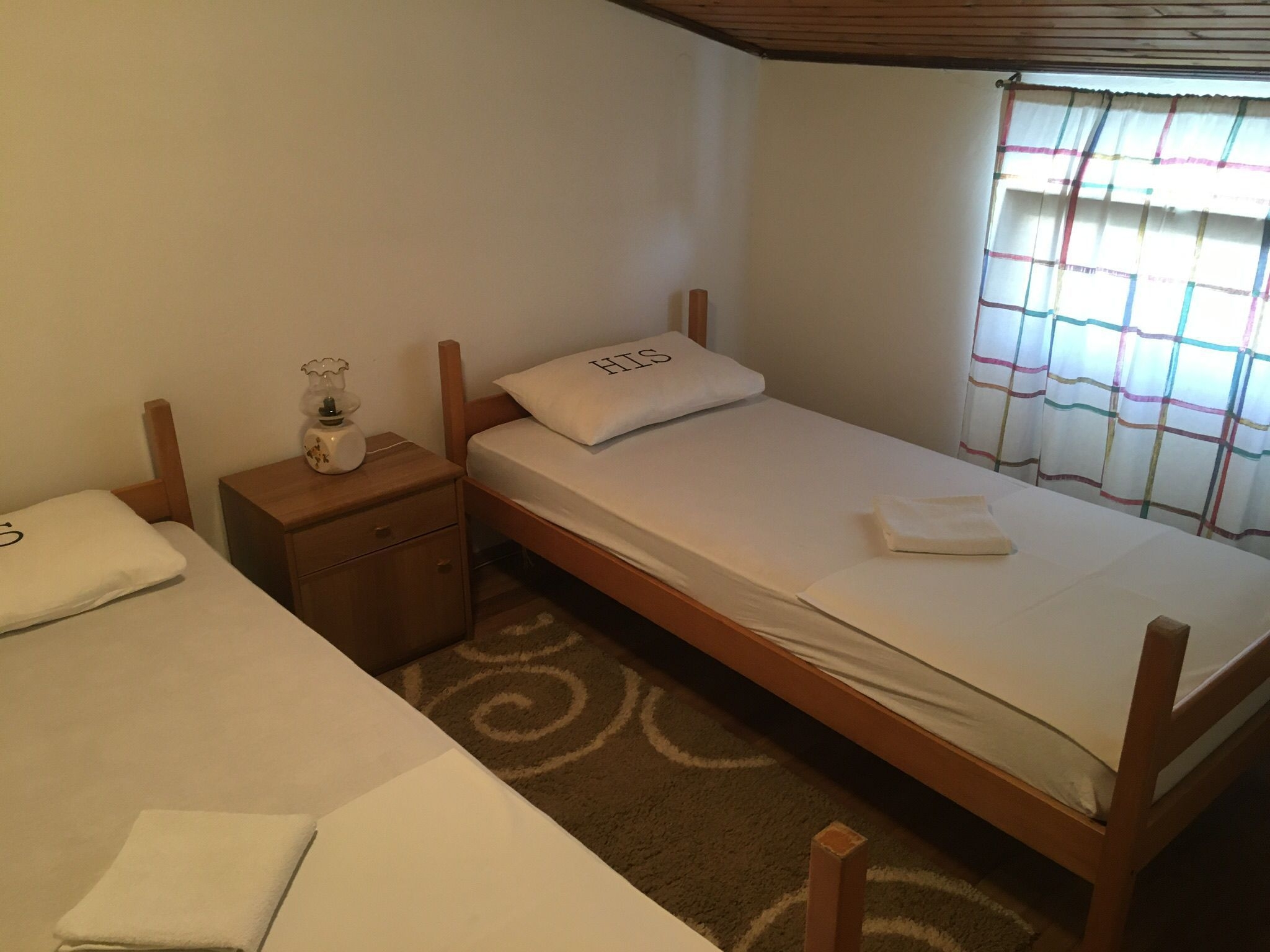 Four bedroom apartment with terrace Zavalatica, Korčula  A-a