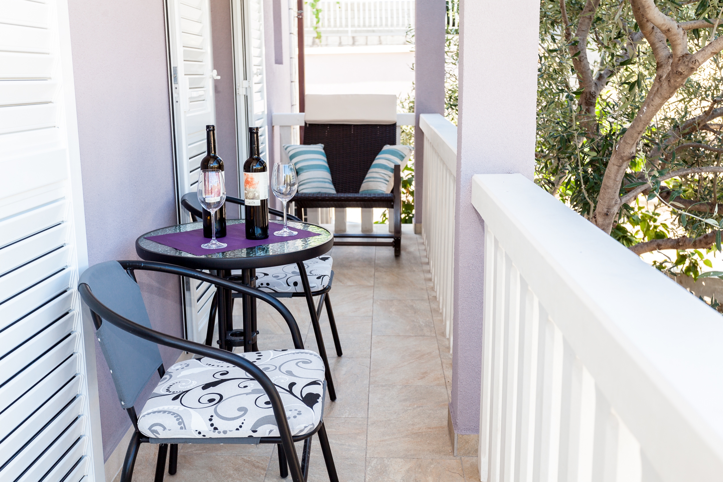 Three bedroom apartment with terrace and sea view Brna, Korčula  A-a